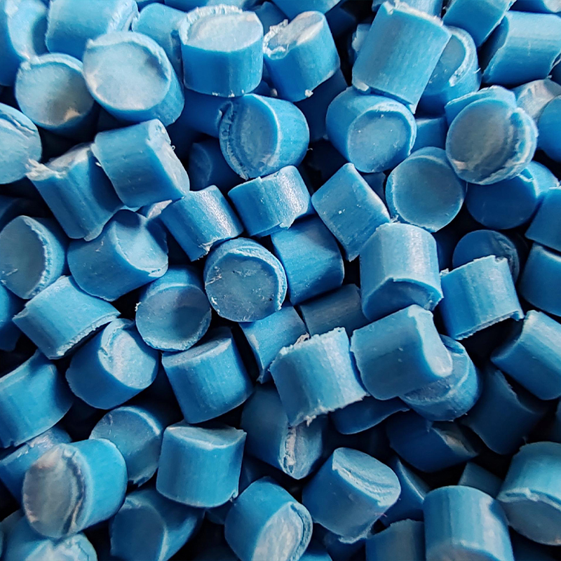 VDE Sertifikalı Esnek PVC Çekirdek Bileşiği 70°C